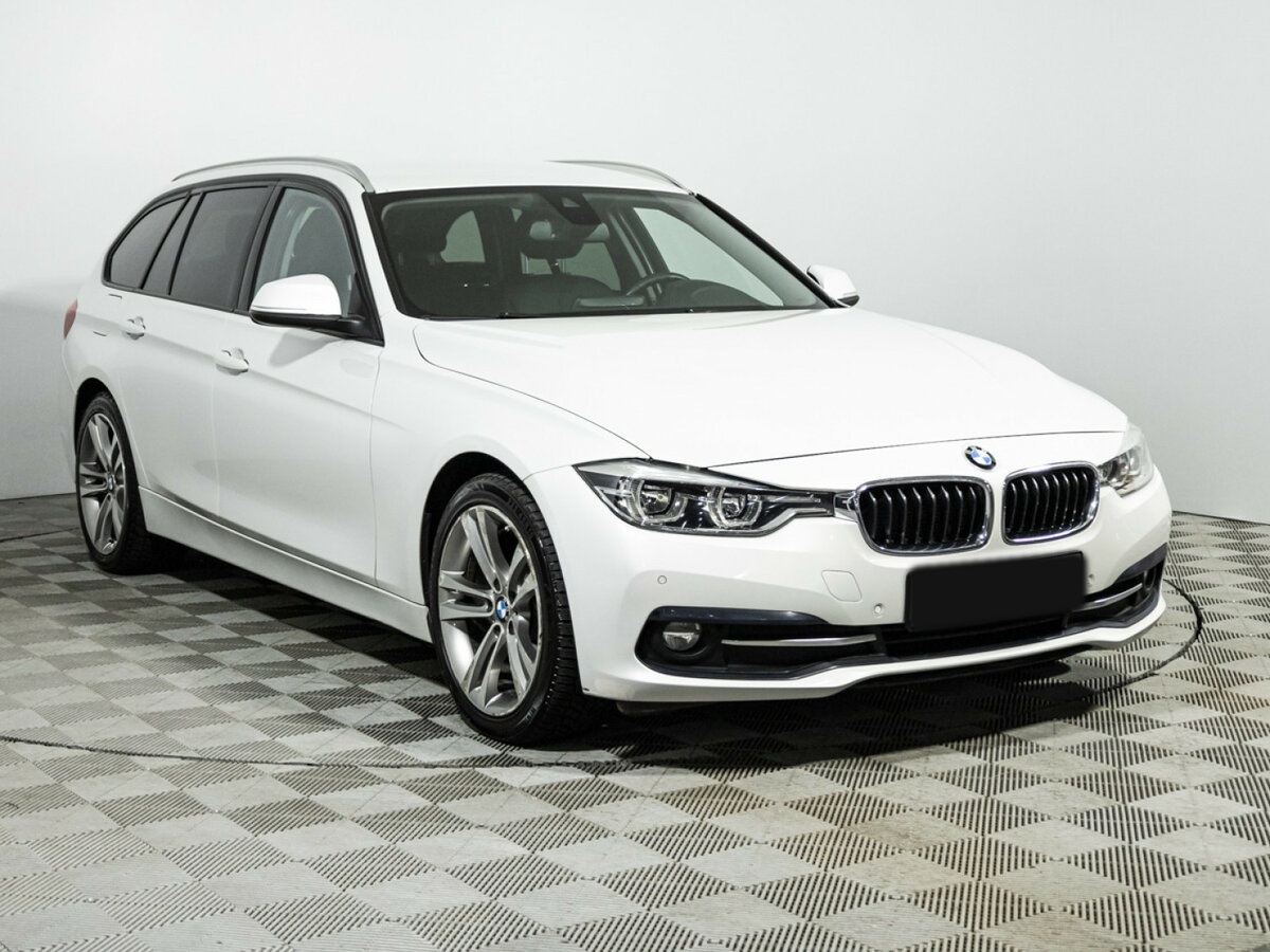BMW 3 серии с пробегом — 2019 год. Фото: #2