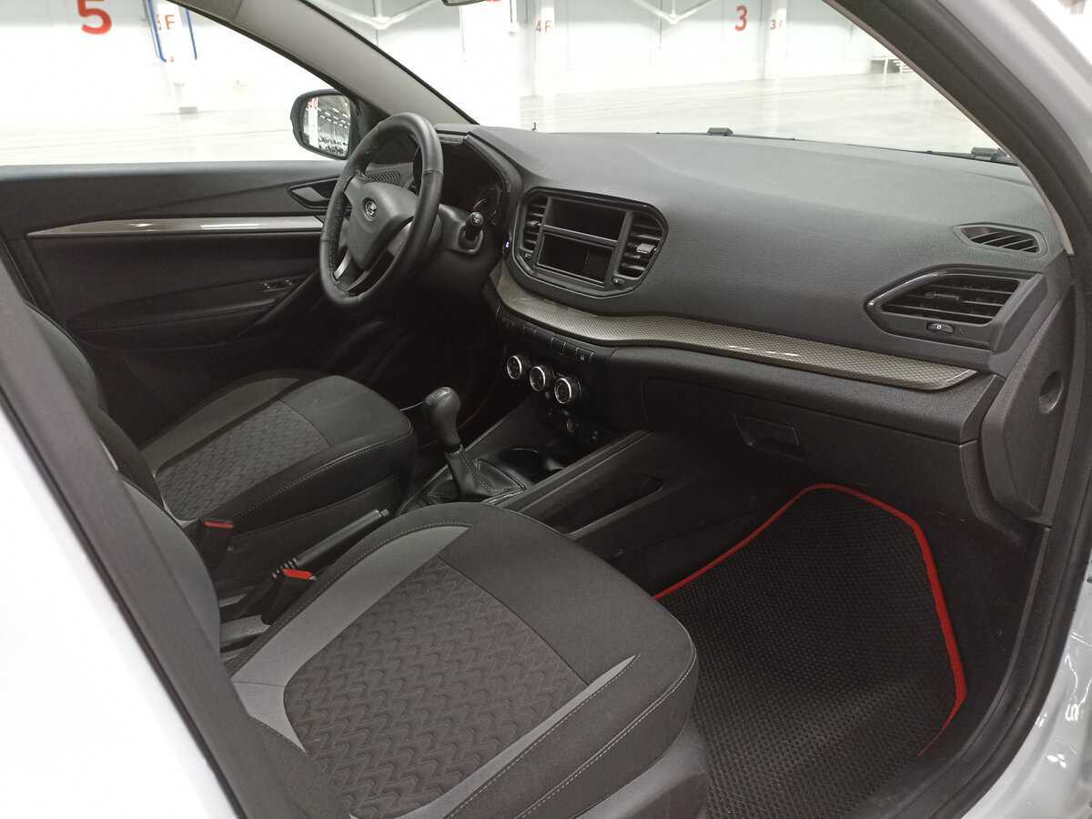 Lada (ВАЗ) Vesta с пробегом — 2024 год. Фото: #10