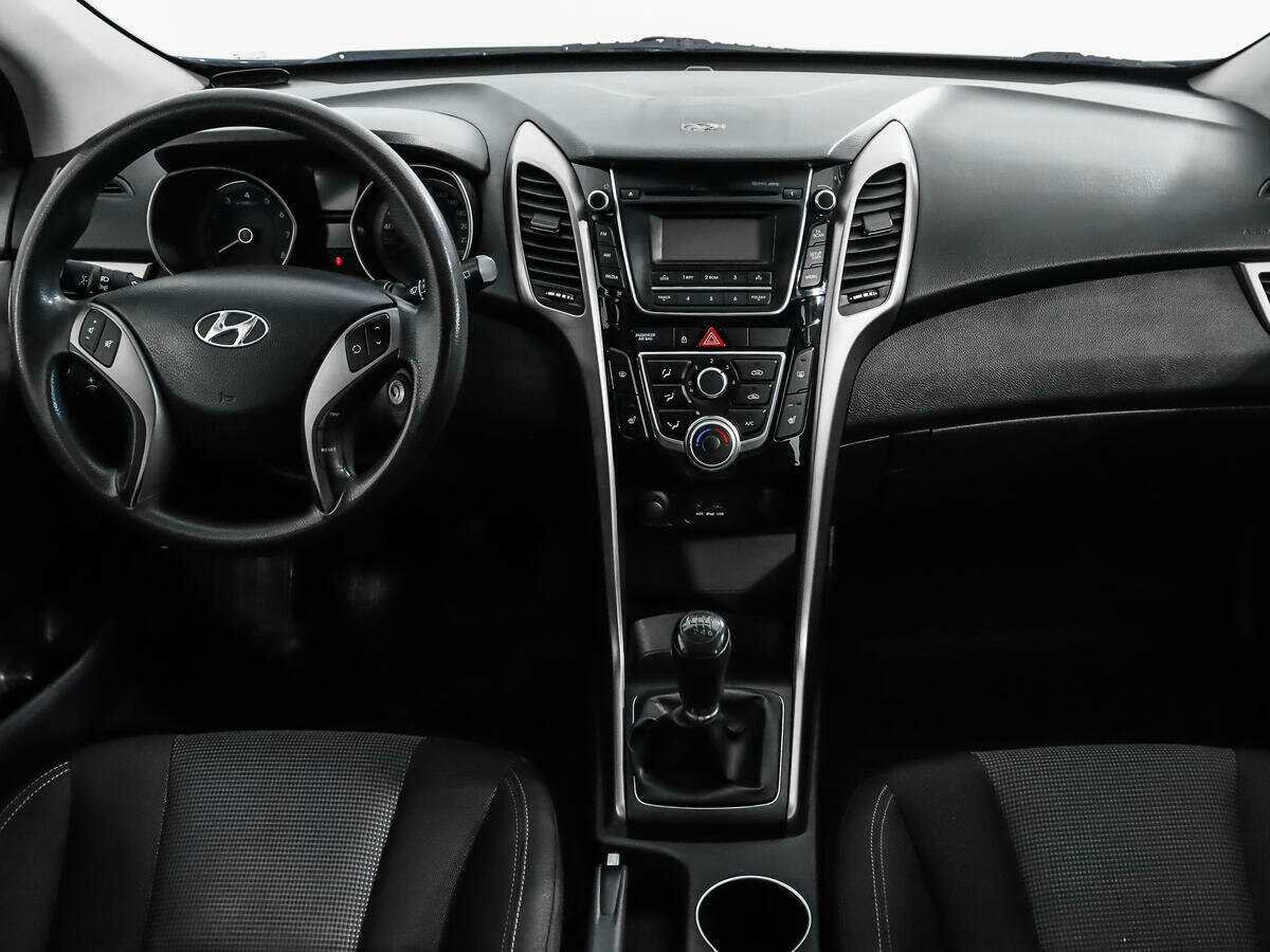 Hyundai i30 с пробегом — 2013 год. Фото: #11