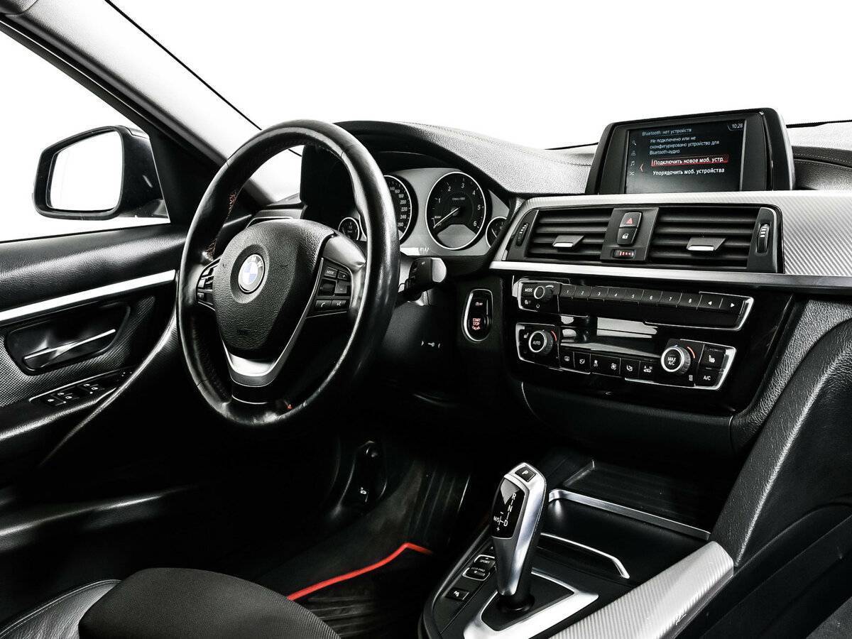 BMW 3 серии с пробегом — 2017 год. Фото: #8