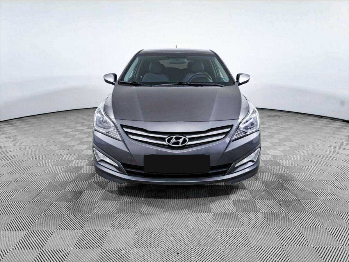 Hyundai Solaris с пробегом — 2016 год. Фото: #1