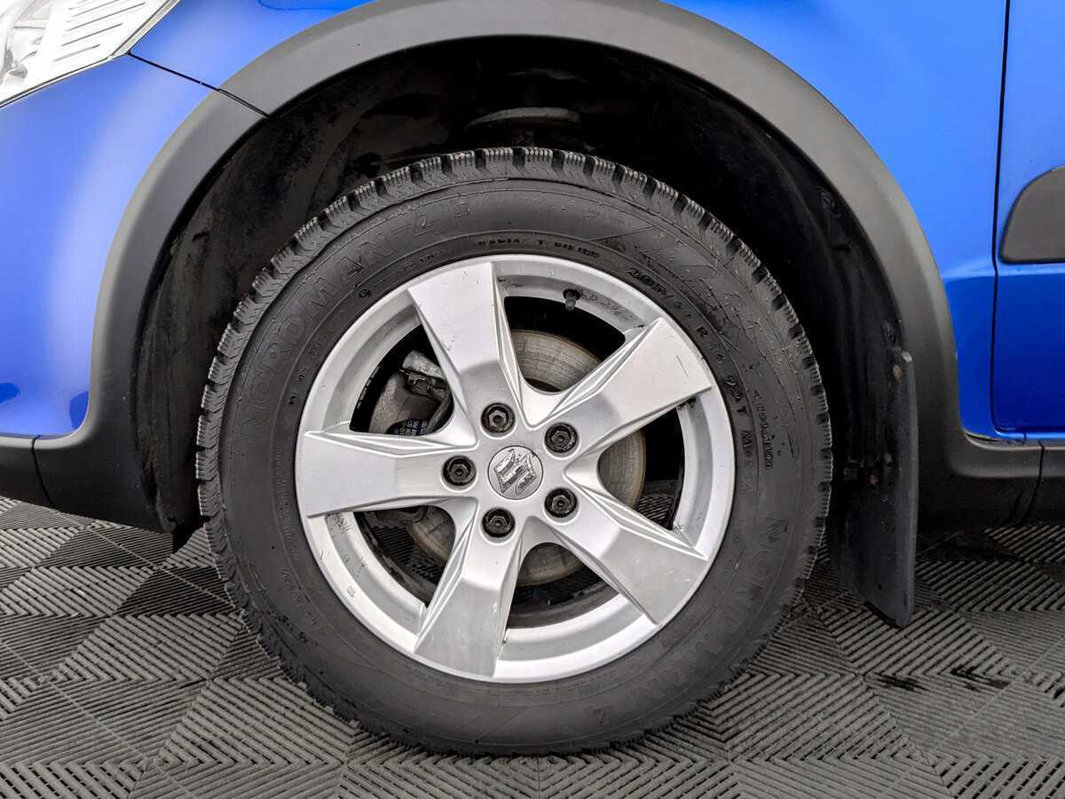 Suzuki SX4 с пробегом — 2012 год. Фото: #17