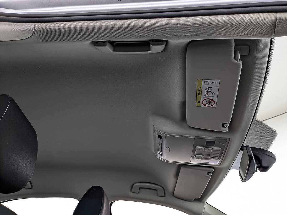 Skoda Superb с пробегом — 2021 год. Фото: #19