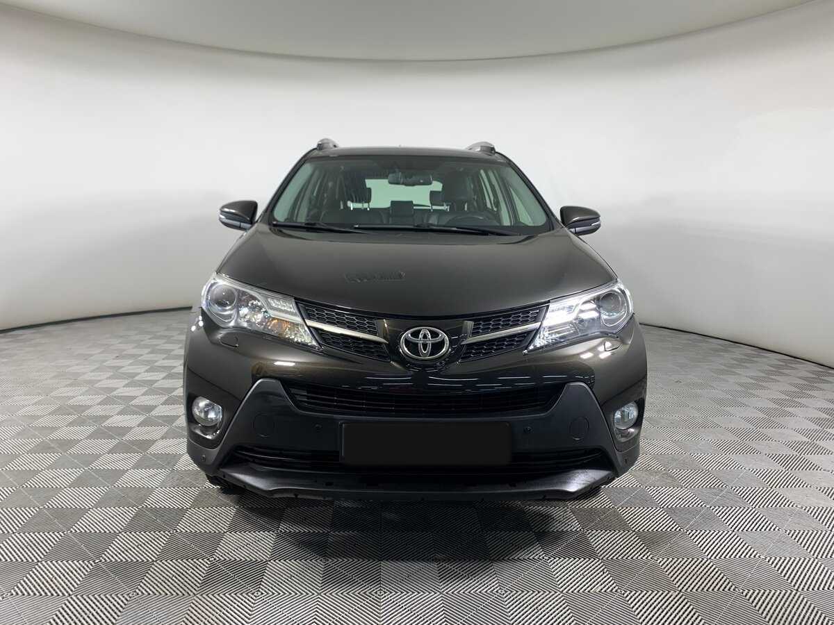 Toyota RAV4 с пробегом — 2014 год. Фото: #1
