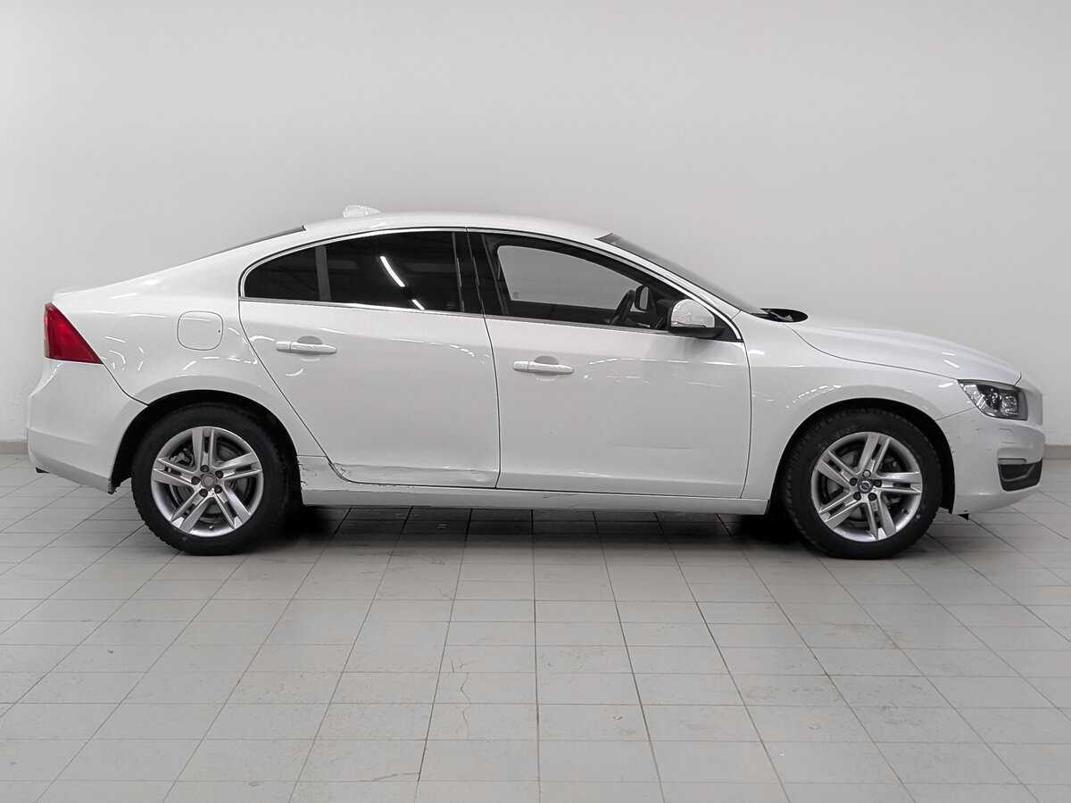 Volvo S60 с пробегом — 2016 год. Фото: #3