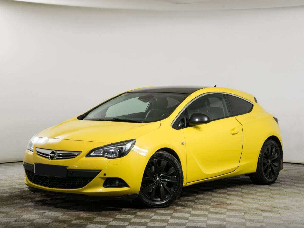 Opel Astra с пробегом — 2013 год. Фото: #0