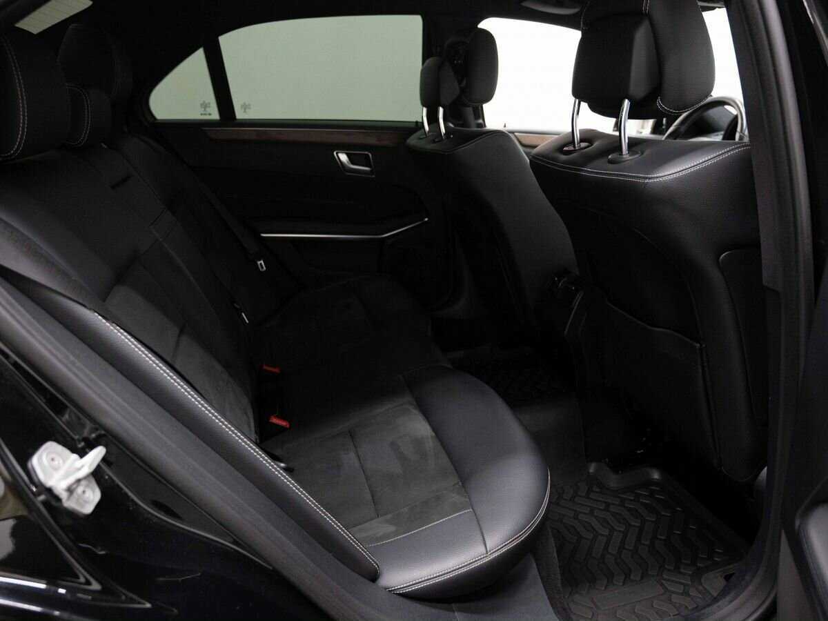 Mercedes-Benz E-Класс с пробегом — 2015 год. Фото: #9