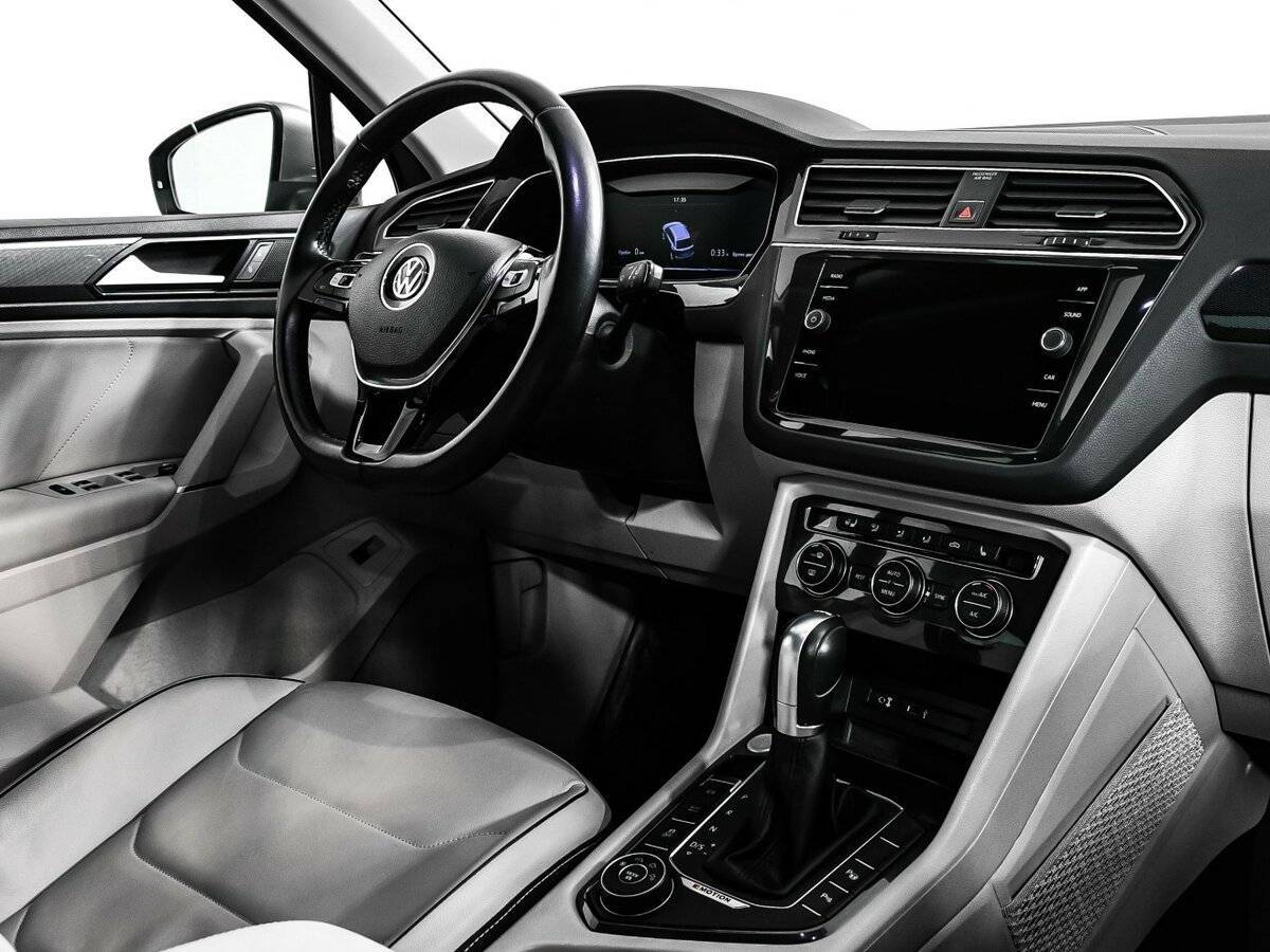 Volkswagen Tiguan с пробегом — 2017 год. Фото: #8