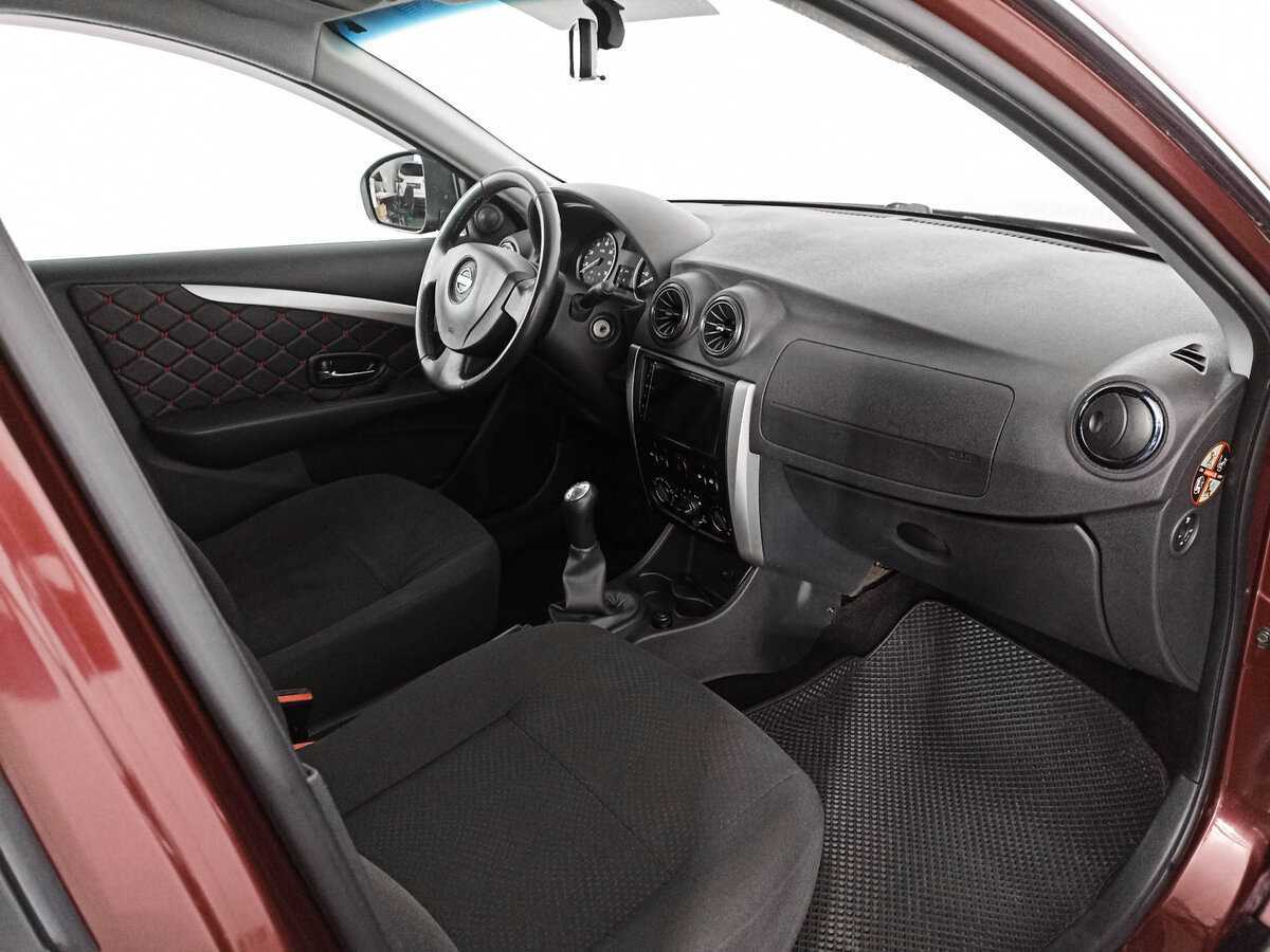 Nissan Almera с пробегом — 2013 год. Фото: #8
