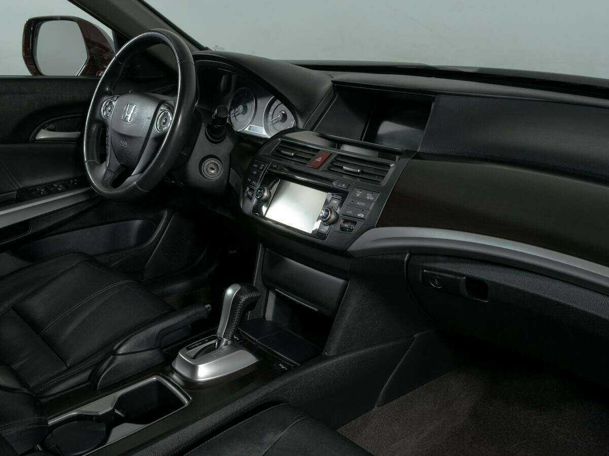 Honda Crosstour с пробегом — 2014 год. Фото: #8