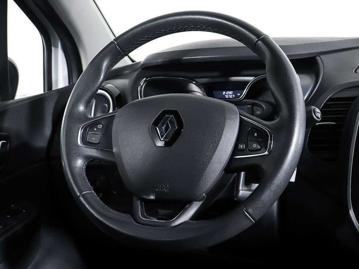 Renault Kaptur с пробегом — 2017 год. Фото: #14