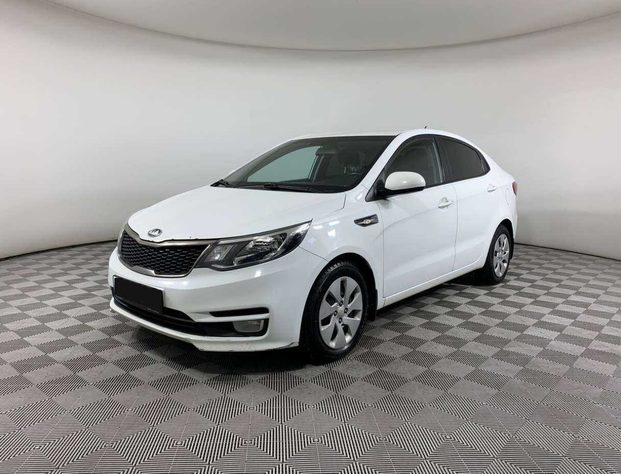 Kia Rio с пробегом — 2015 год. Фото: #0