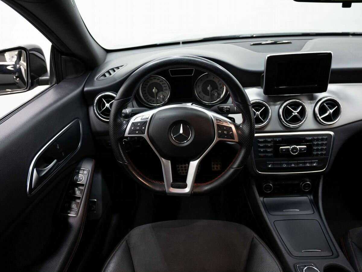 Mercedes-Benz CLA с пробегом — 2013 год. Фото: #13