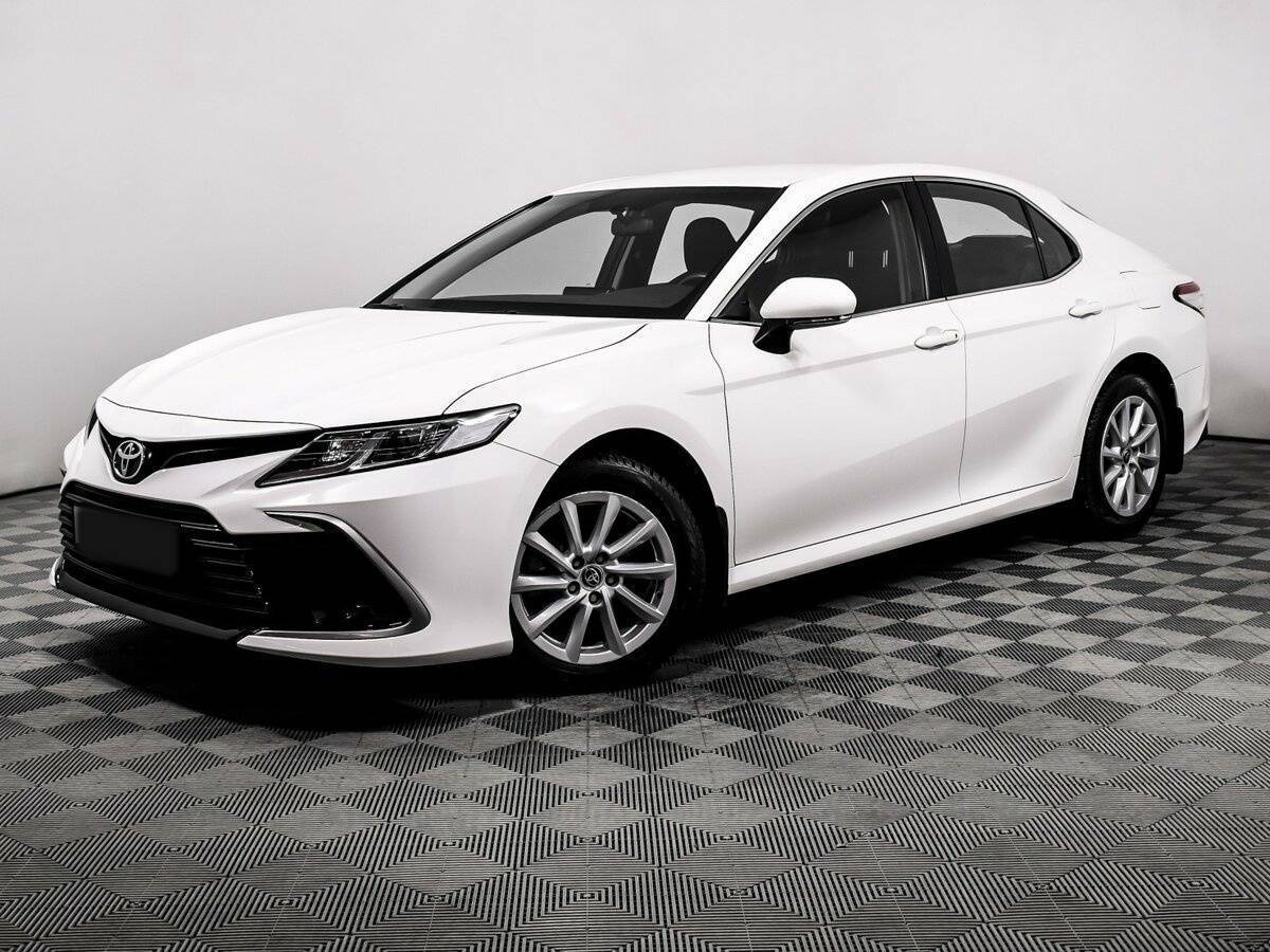 Toyota Camry с пробегом — 2021 год. Фото: #0