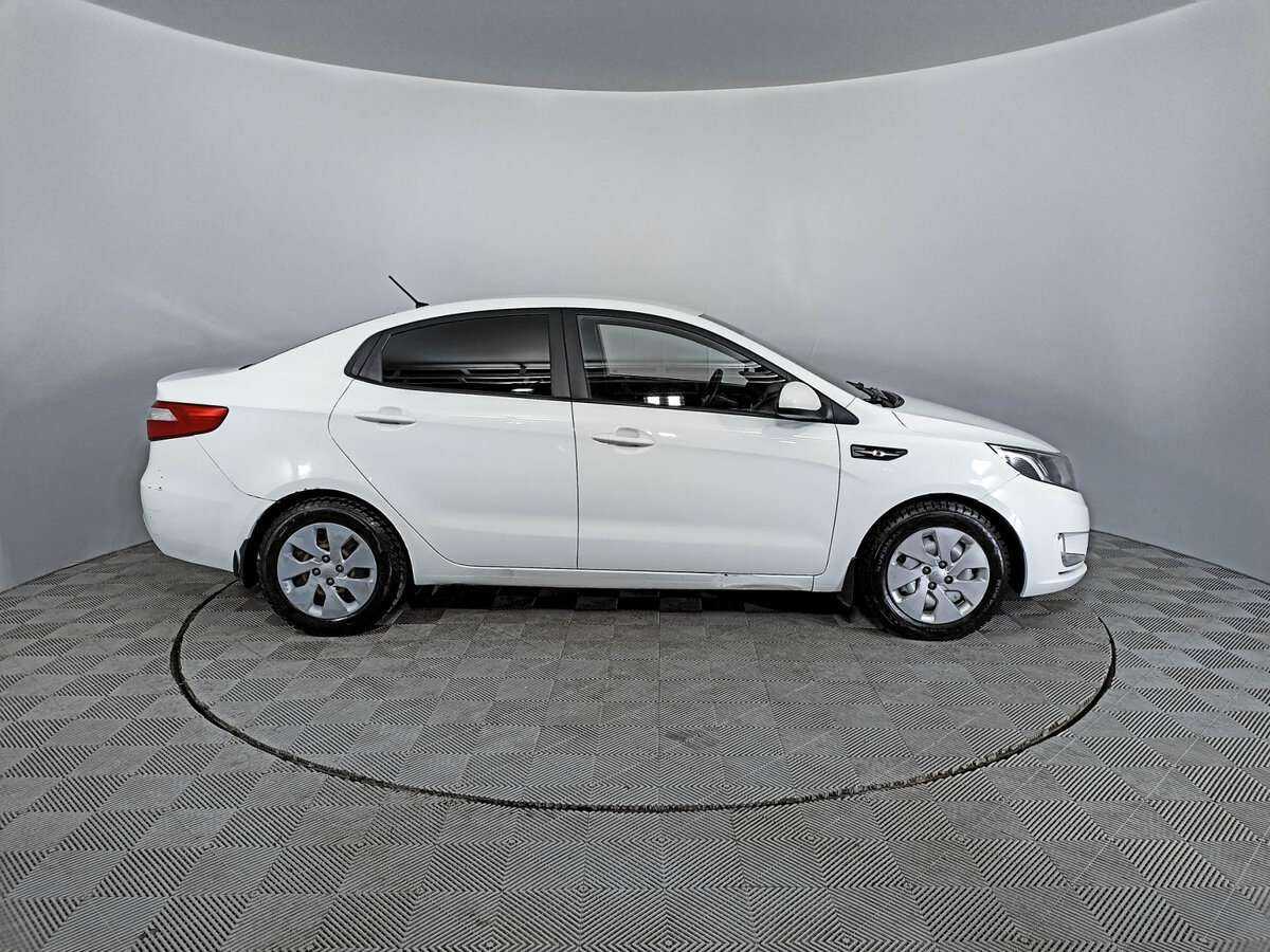 Kia Rio с пробегом — 2014 год. Фото: #3