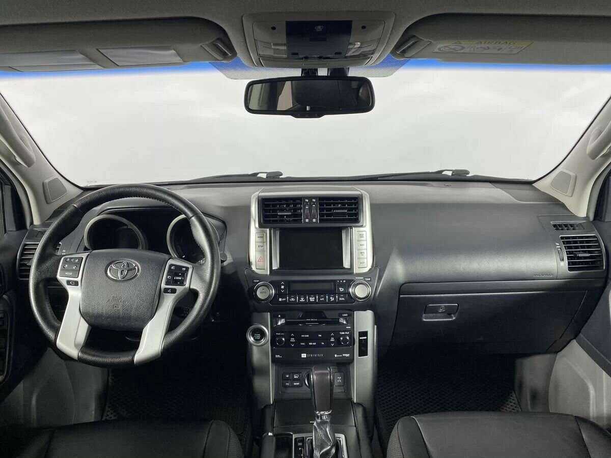 Toyota Land Cruiser Prado с пробегом — 2013 год. Фото: #9