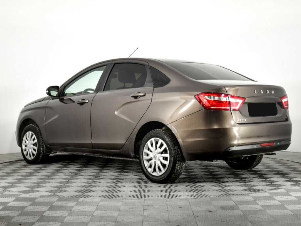 Lada (ВАЗ) Vesta с пробегом — 2019 год. Фото: #6