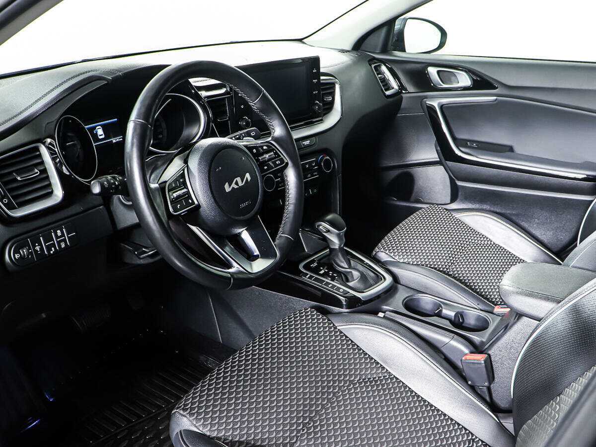 Kia Ceed с пробегом — 2022 год. Фото: #12