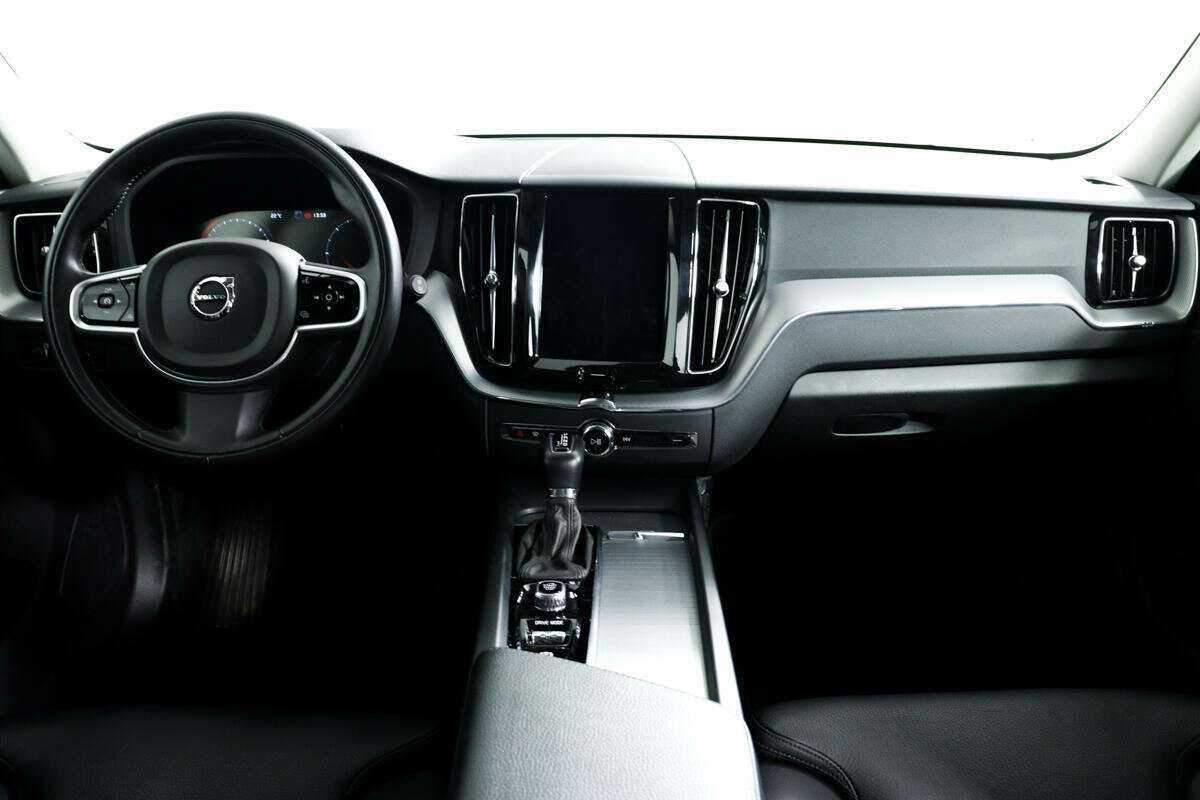 Volvo XC60 с пробегом — 2018 год. Фото: #10