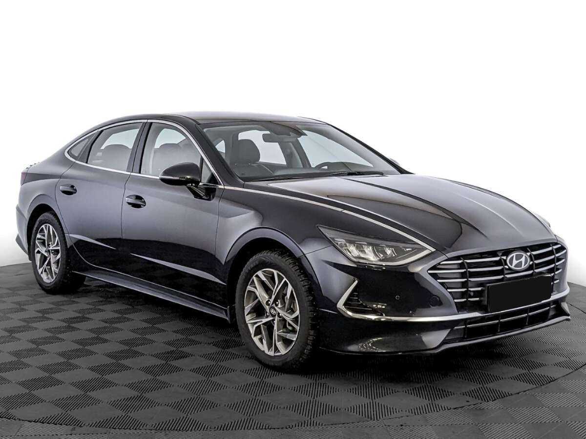 Hyundai Sonata с пробегом — 2021 год. Фото: #2