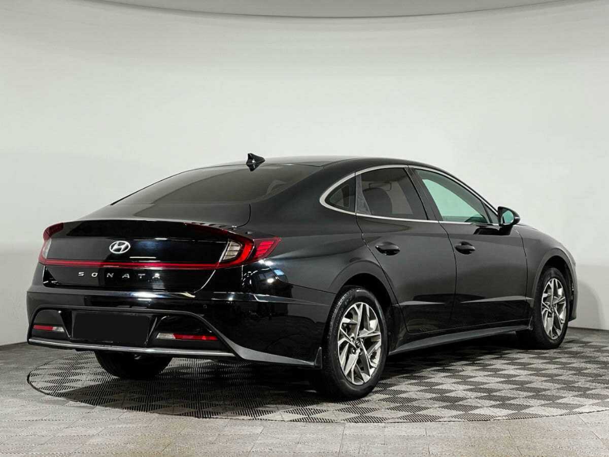 Hyundai Sonata с пробегом — 2021 год. Фото: #4