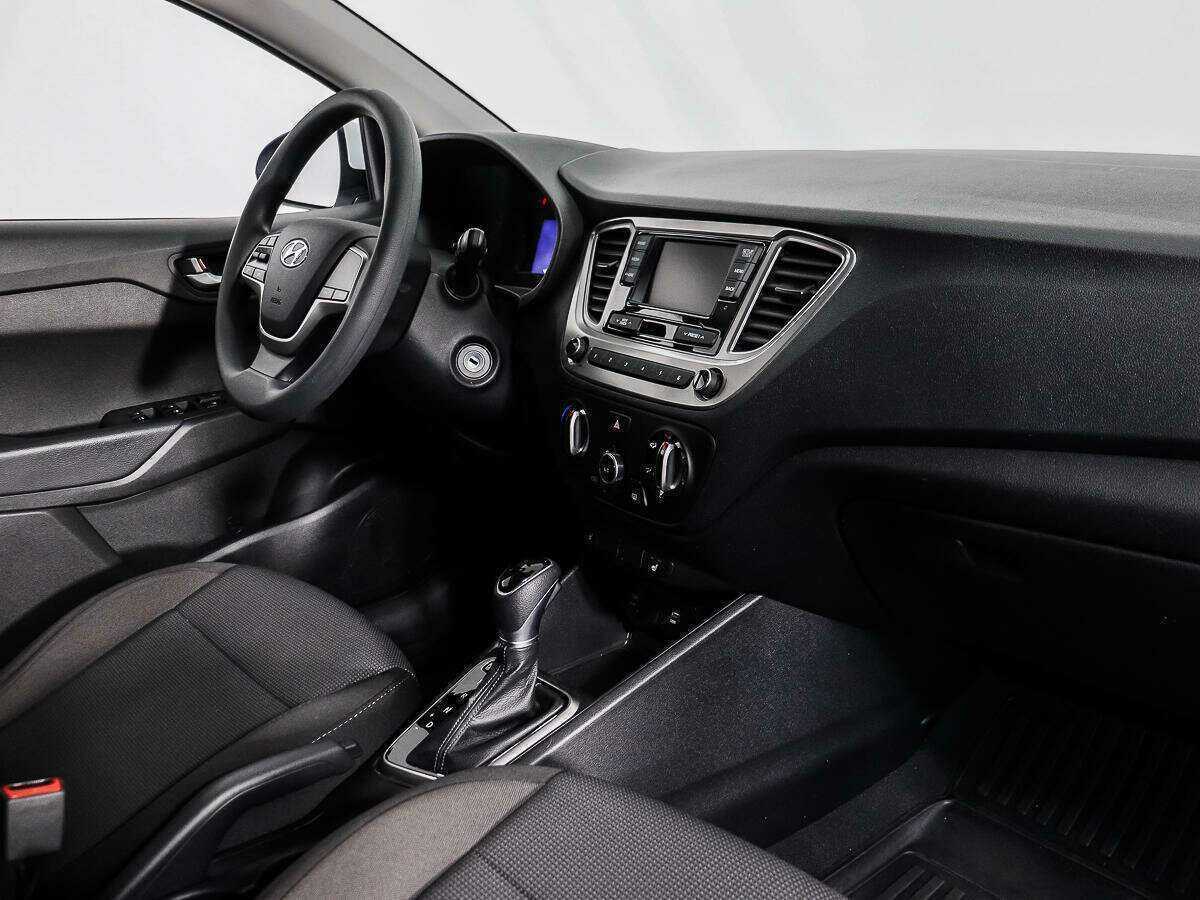Hyundai Solaris с пробегом — 2020 год. Фото: #10