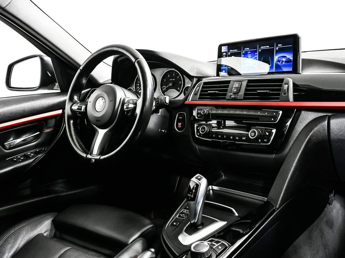 BMW 3 серии с пробегом — 2015 год. Фото: #8