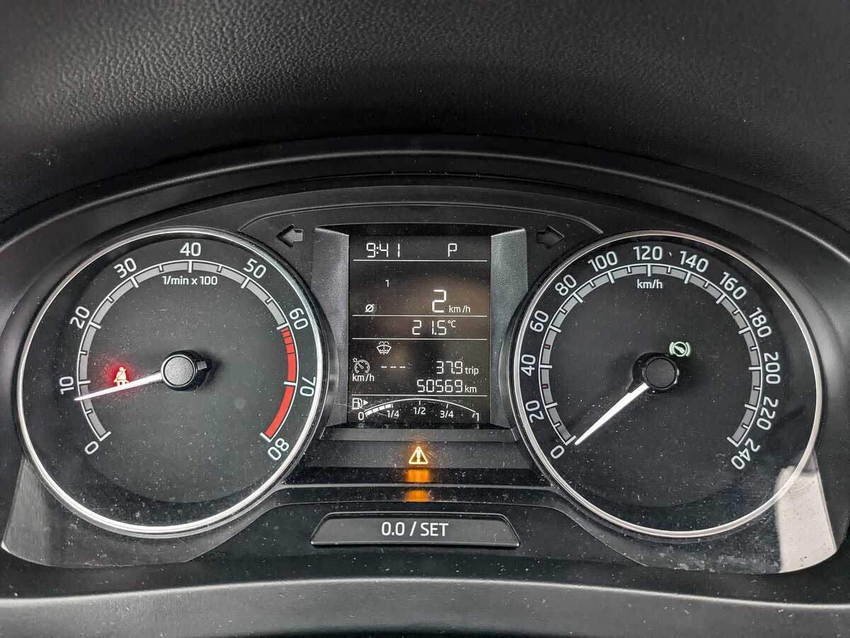 Skoda Rapid с пробегом — 2019 год. Фото: #11