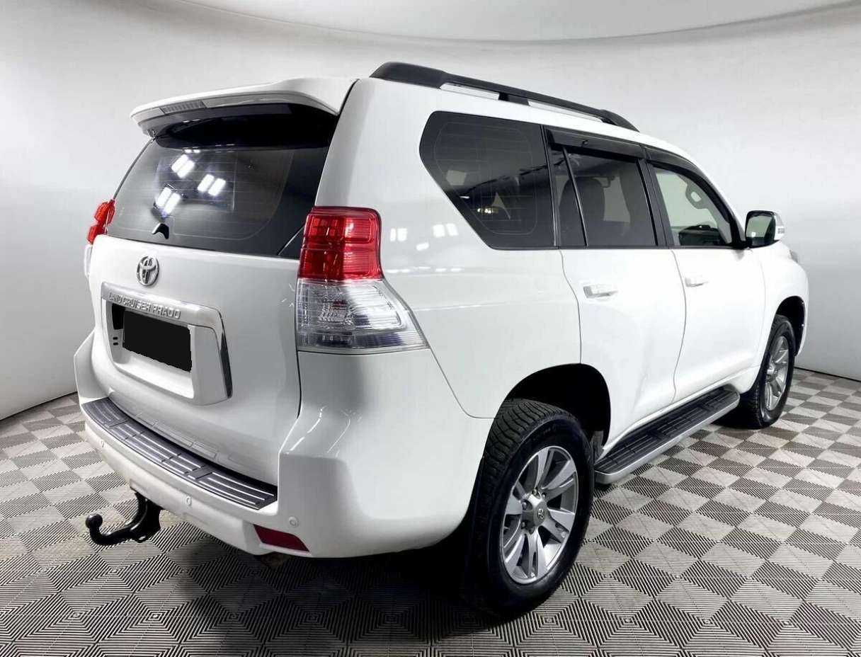 Toyota Land Cruiser Prado с пробегом — 2013 год. Фото: #4