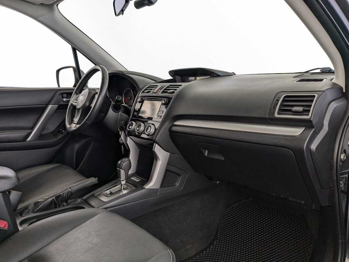 Subaru Forester с пробегом — 2015 год. Фото: #8