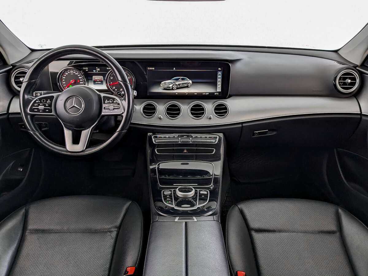 Mercedes-Benz E-Класс с пробегом — 2018 год. Фото: #11