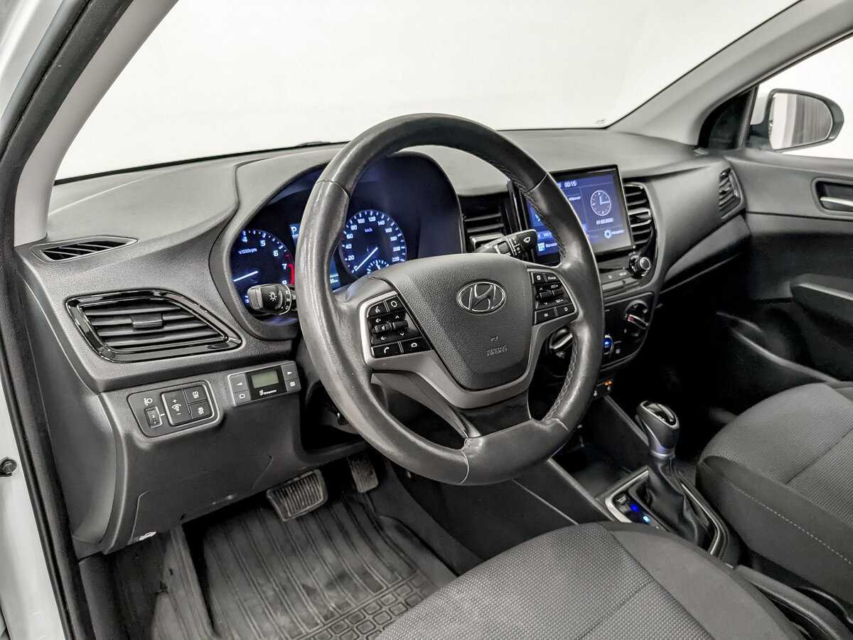Hyundai Solaris с пробегом — 2020 год. Фото: #15