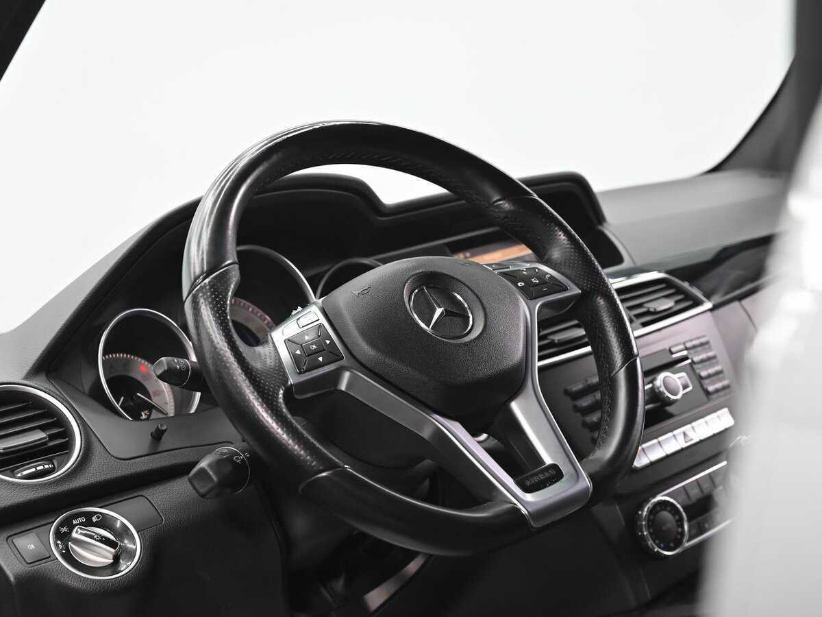 Mercedes-Benz C-Класс с пробегом — 2012 год. Фото: #8