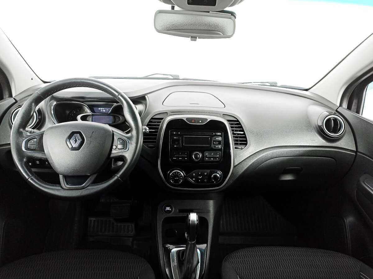 Renault Kaptur с пробегом — 2016 год. Фото: #9