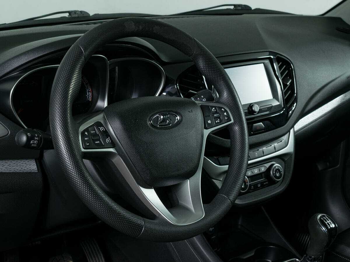 Lada (ВАЗ) Vesta с пробегом — 2018 год. Фото: #12