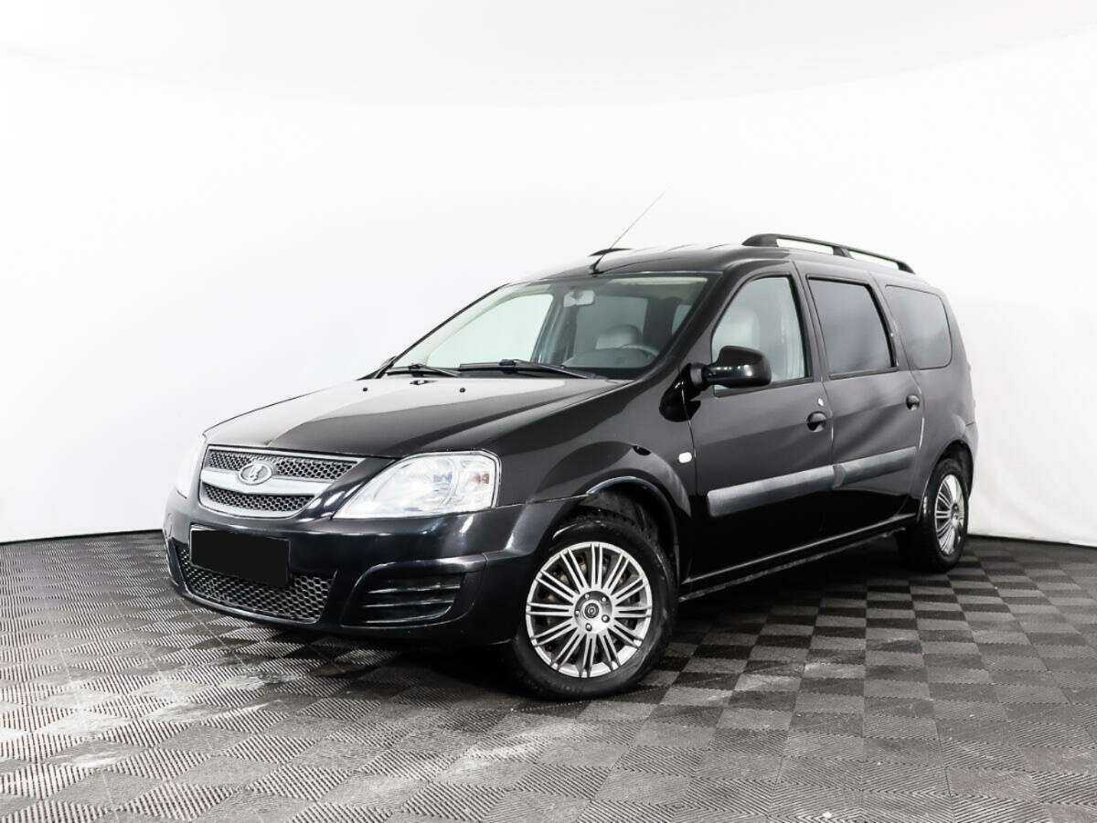 Lada (ВАЗ) Largus с пробегом — 2017 год. Посмотреть фото