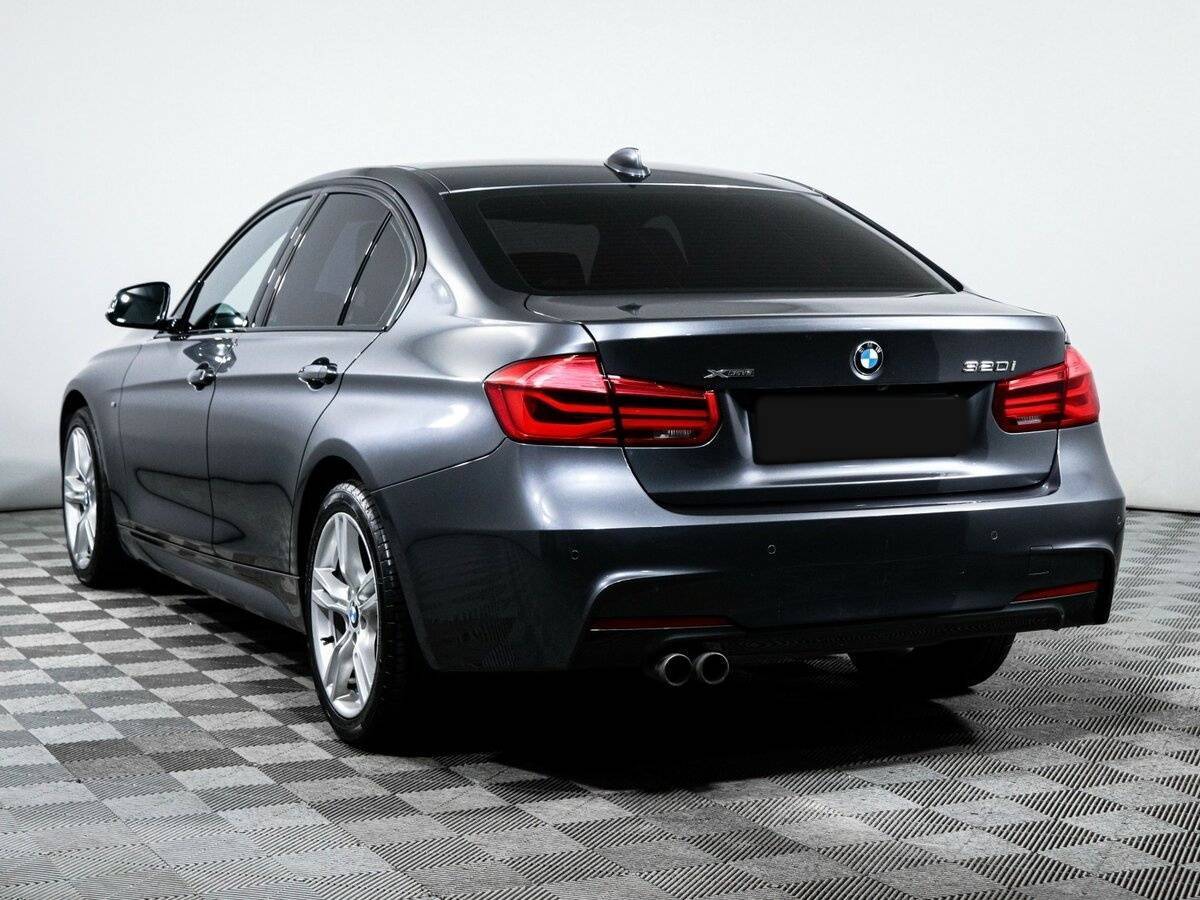 BMW 3 серии с пробегом — 2017 год. Фото: #6