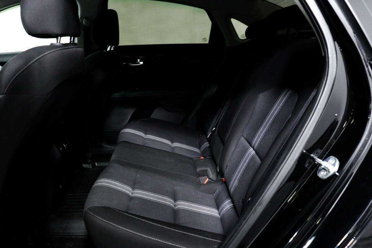 Kia Cerato с пробегом — 2021 год. Фото: #11