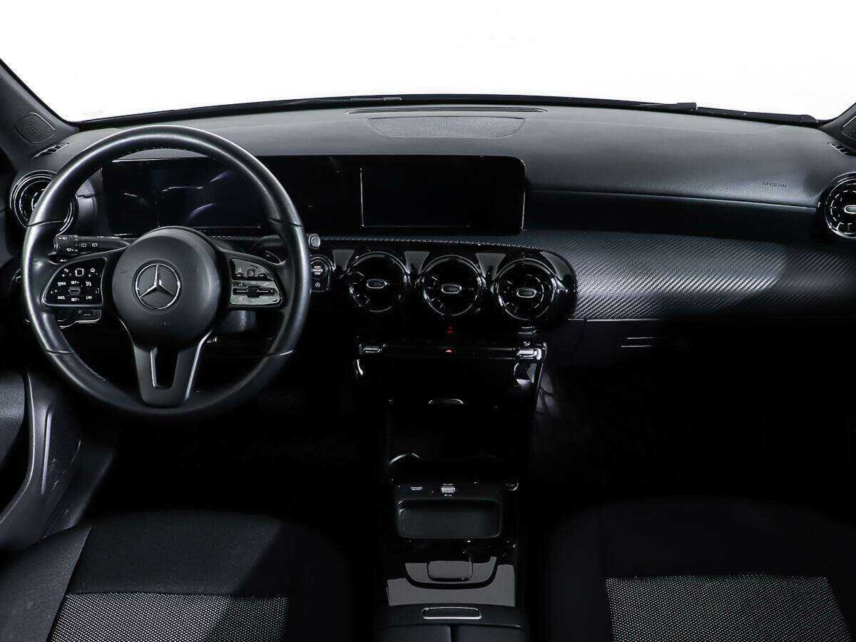 Mercedes-Benz A-Класс с пробегом — 2019 год. Фото: #11