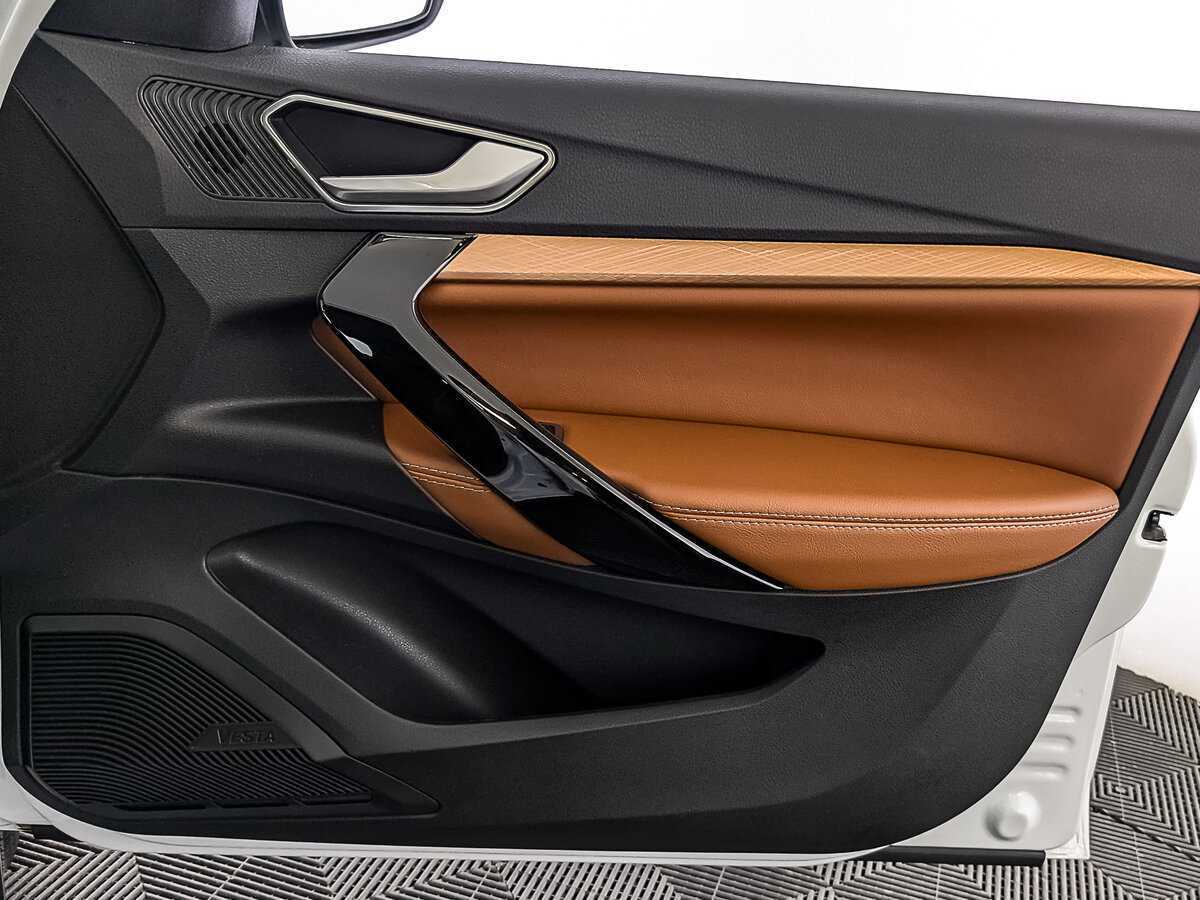 Lada (ВАЗ) Vesta с пробегом — 2024 год. Фото: #24