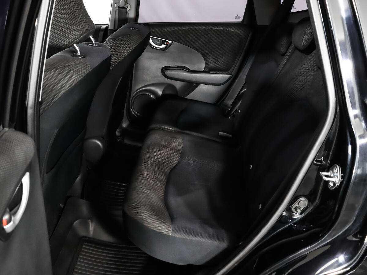 Honda Jazz с пробегом — 2012 год. Фото: #9