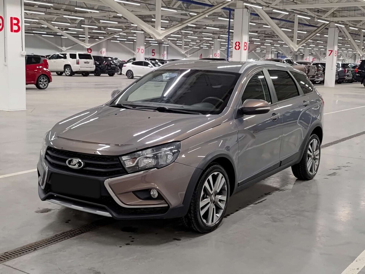 Lada (ВАЗ) Vesta с пробегом — 2019 год. Посмотреть фото
