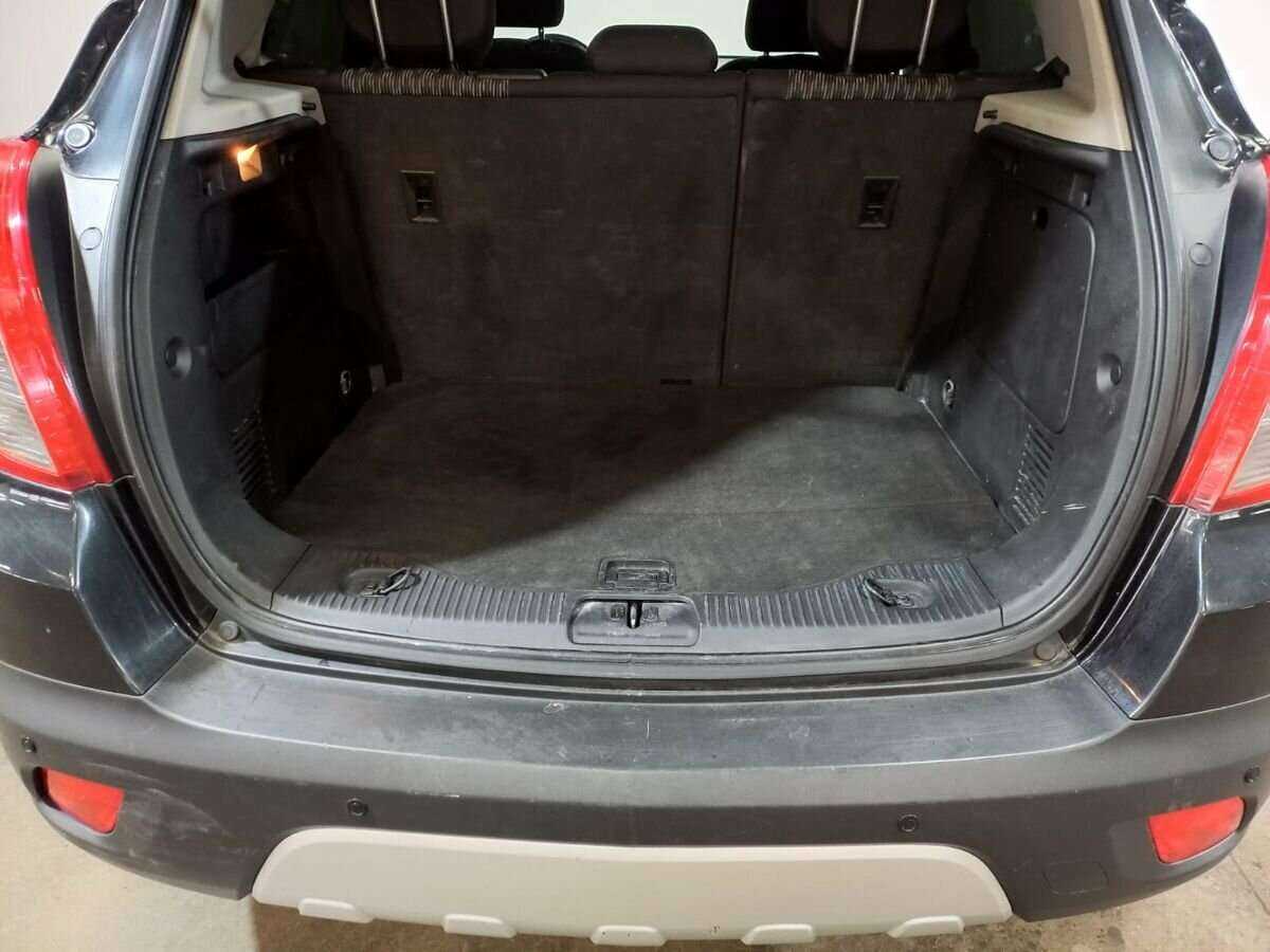 Opel Mokka с пробегом — 2013 год. Фото: #15