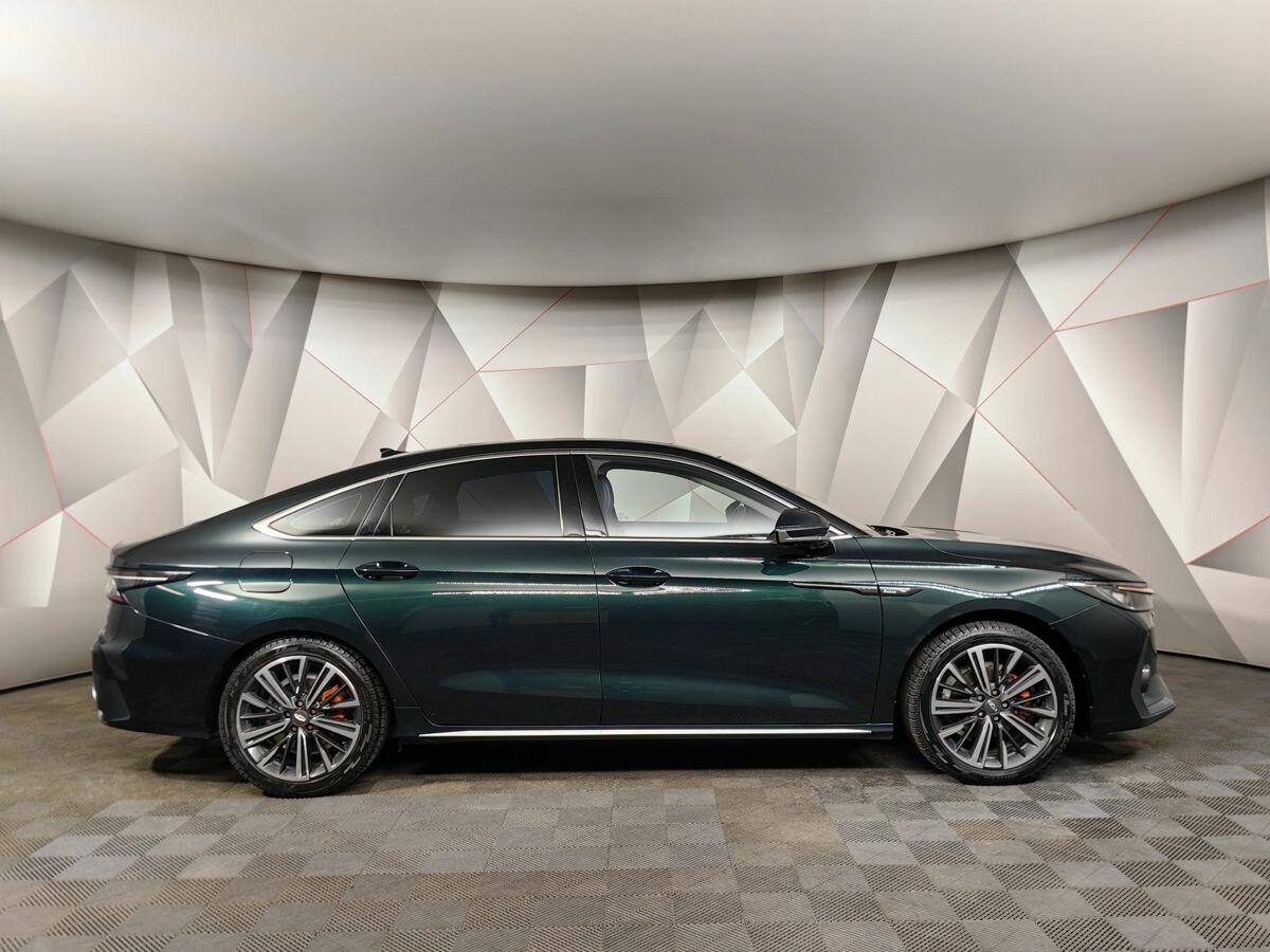 Chery Arrizo 8 с пробегом — 2023 год. Фото: #17