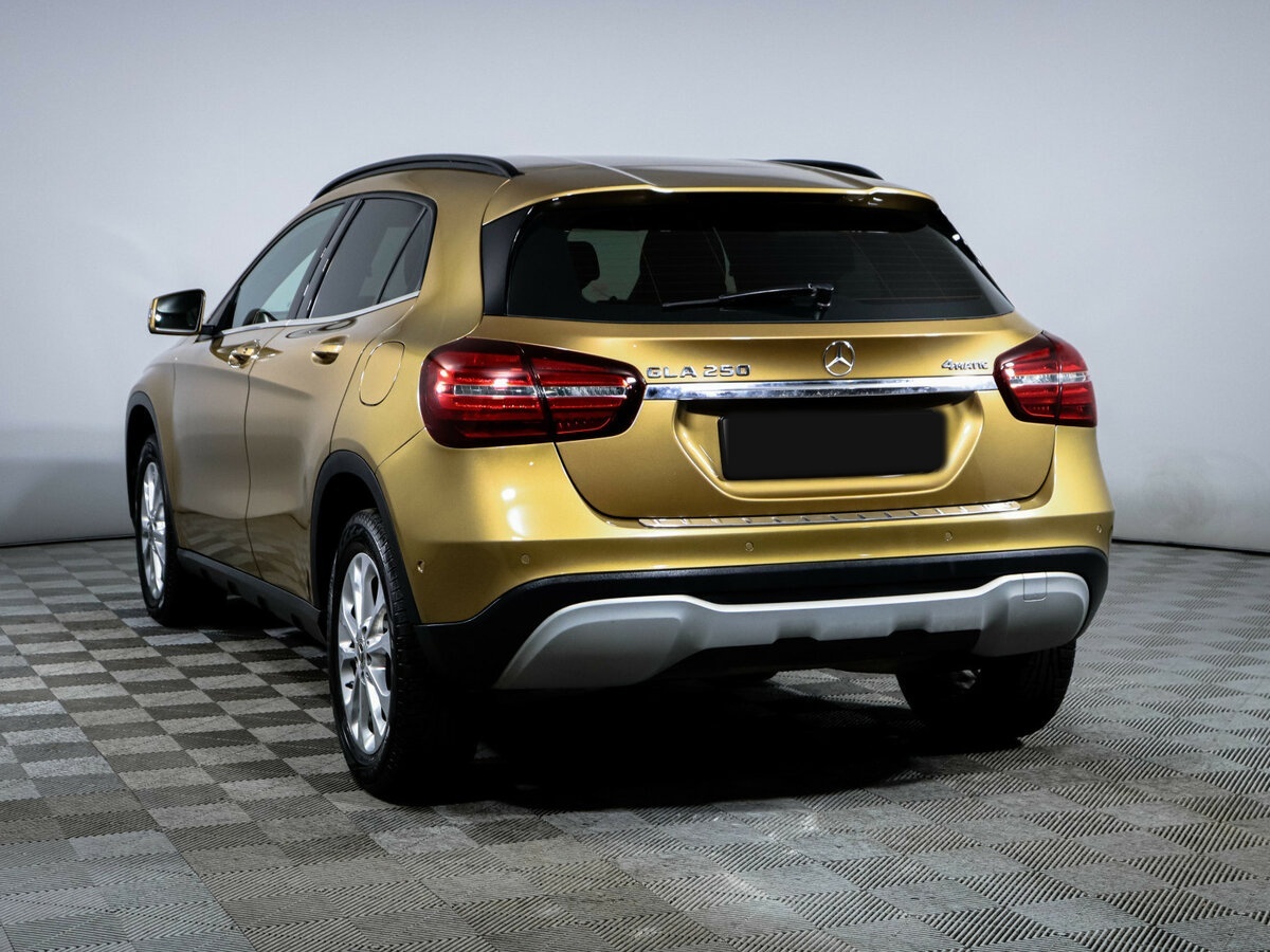 Mercedes-Benz GLA с пробегом — 2017 год. Фото: #6