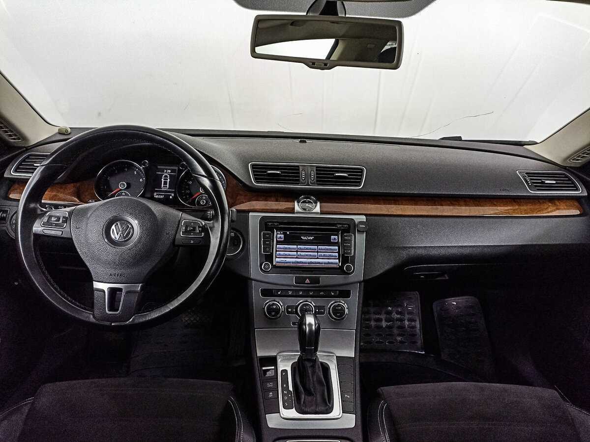 Volkswagen Passat CC с пробегом — 2013 год. Фото: #11
