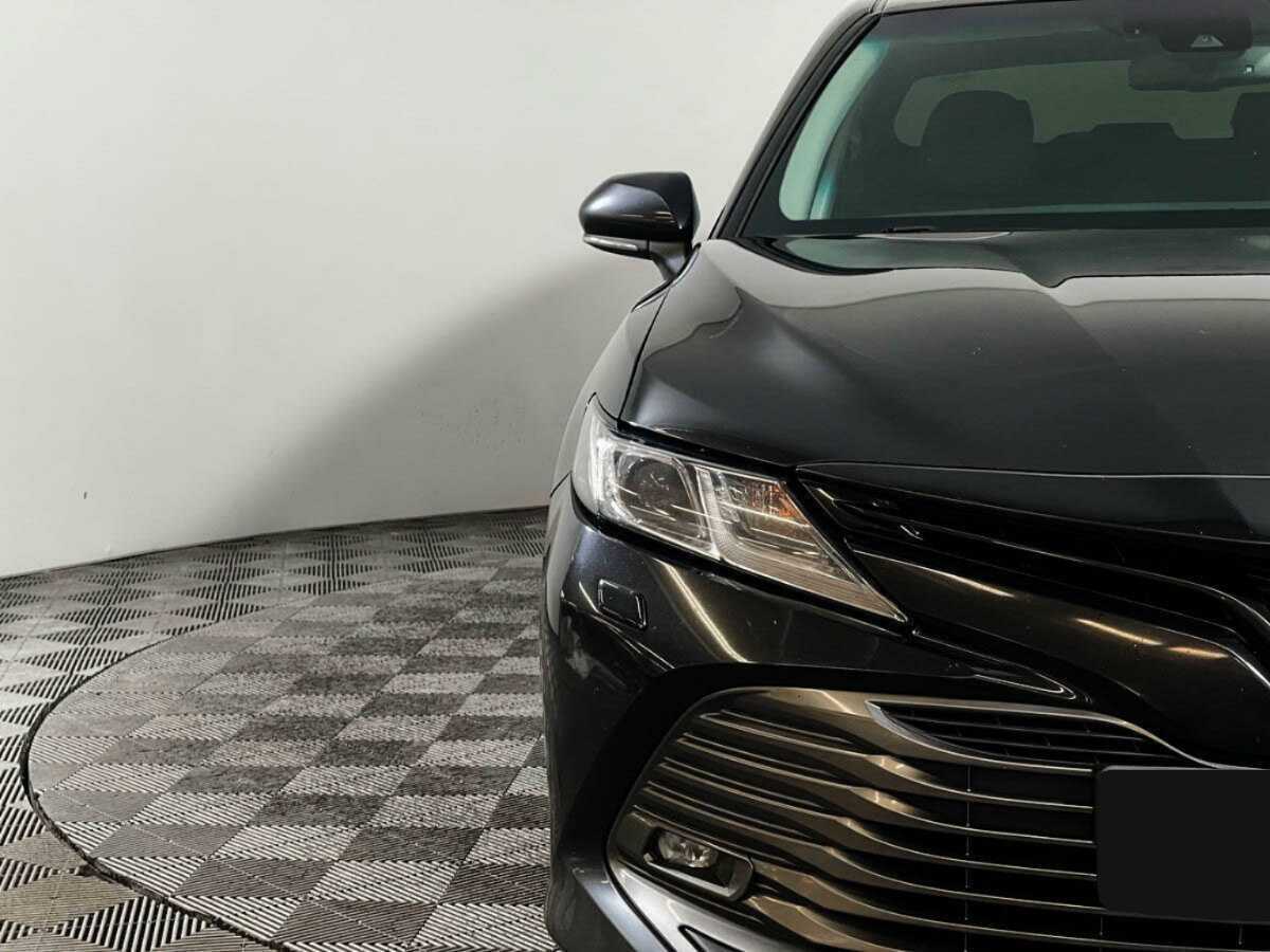Toyota Camry с пробегом — 2018 год. Фото: #15