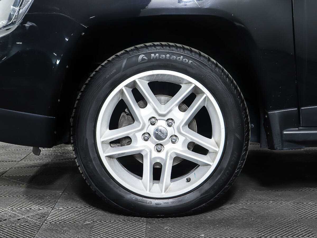 Jeep Compass с пробегом — 2013 год. Фото: #22