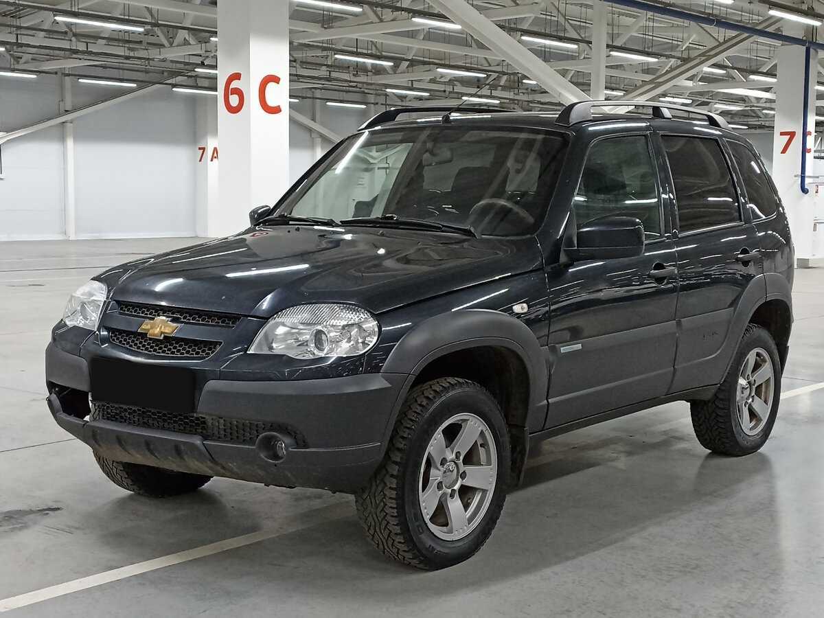 Chevrolet Niva с пробегом — 2015 год. Посмотреть фото