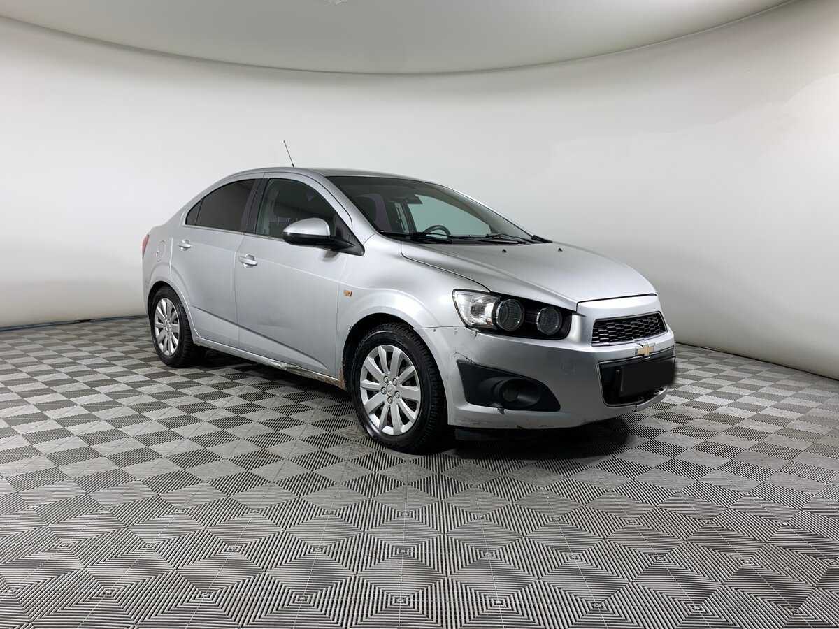 Chevrolet Aveo с пробегом — 2014 год. Фото: #2